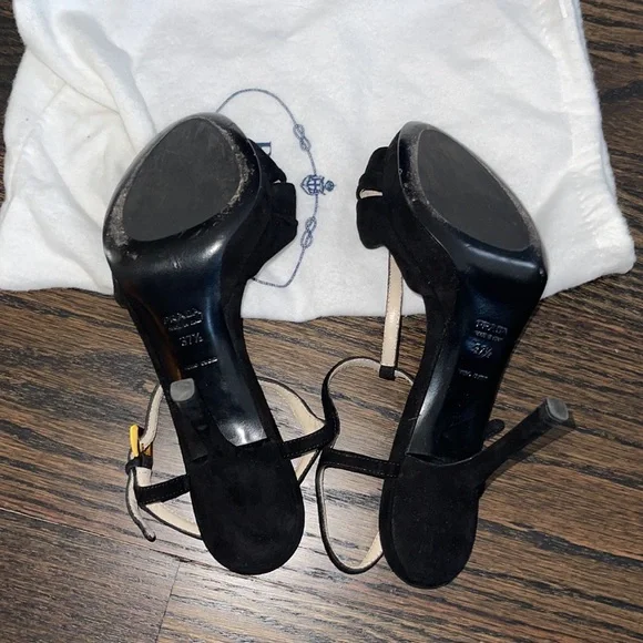 Prada black suede high heels - Picture 6 of 6